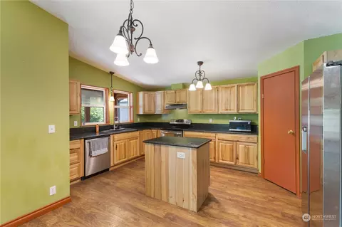 615 310th St E, Roy, WA 98580 photo 6