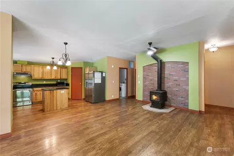 615 310th St E, Roy, WA 98580 photo 8
