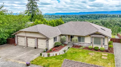 1911 217th Avenue Ct E, Lake Tapps, WA 98391