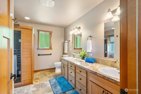 Bath - 6608 Everson Goshen Rd, Everson, WA 98247 photo 1 of 5