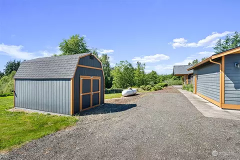 Exterior - 6608 Everson Goshen Rd, Everson, WA 98247 photo 8 of 9