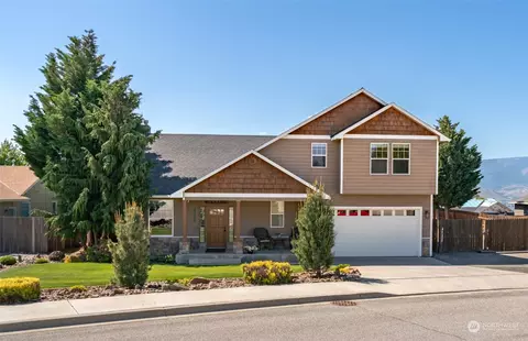 2166 Inglewood Dr, East Wenatchee, WA 98802