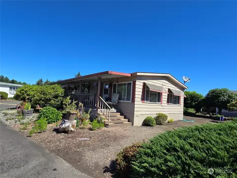 3007 35th Ave Ct E, Tacoma, WA 98443
