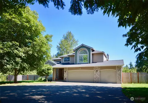 23911 Country Dr E, Graham, WA 98338