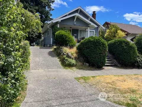 7306 23rd Ave NW, Seattle, WA 98117