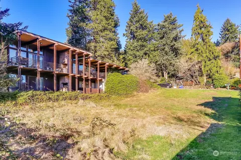 10549 41st Pl NE, Seattle, WA 98125