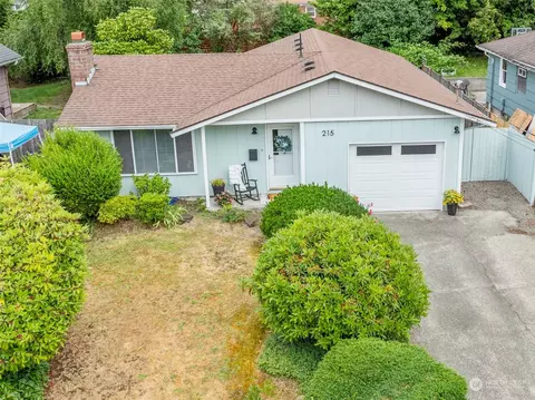 215 Farallone Ave, Fircrest, WA 98466