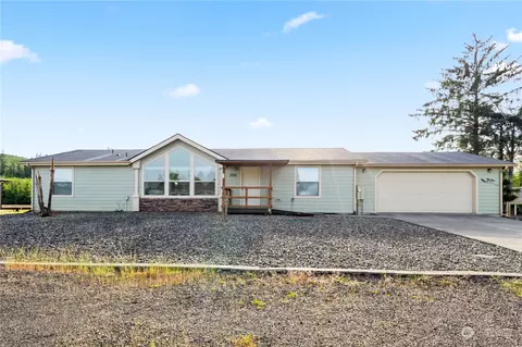 1700 Corbin St, Cosmopolis, WA 98537