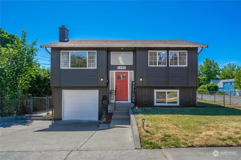 5402 S I St, Tacoma, WA 98408