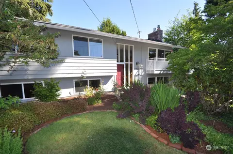 16426 SE 1st St, Bellevue, WA 98008