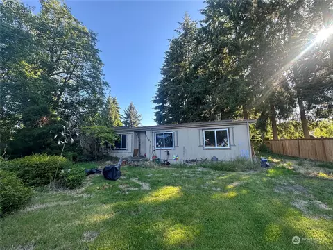1825 SW 349th Pl, Federal Way, WA 98023