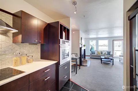 Kitchen - 417 E Pine St #403, Seattle, WA 98122 photo 4 of 4
