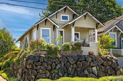 7418 3rd Ave NW, Seattle, WA 98117