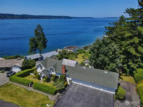 404 5th St, Mukilteo, WA 98275