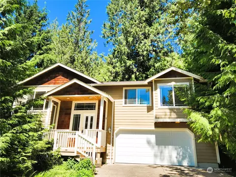 8 Horseshoe Cir, Bellingham, WA 98229