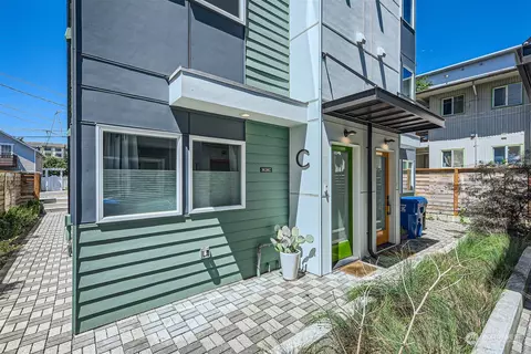 3638 36th Ave S #C, Seattle, WA 98144