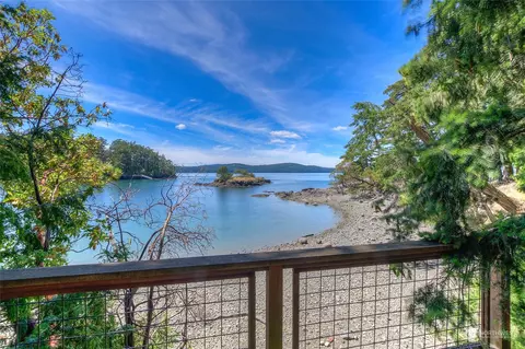 77 Old Midden Ln, Shaw Island, WA 98286 photo 3