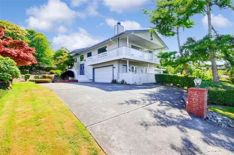 523 SW 294th St, Federal Way, WA 98023