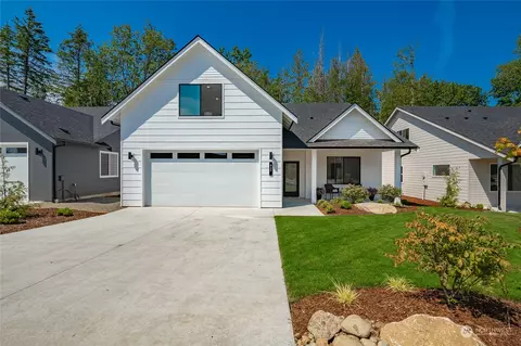 347 Oleander Dr, Blaine, WA 98230