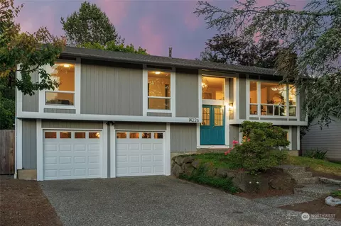 14226 112th Ave NE, Kirkland, WA 98034