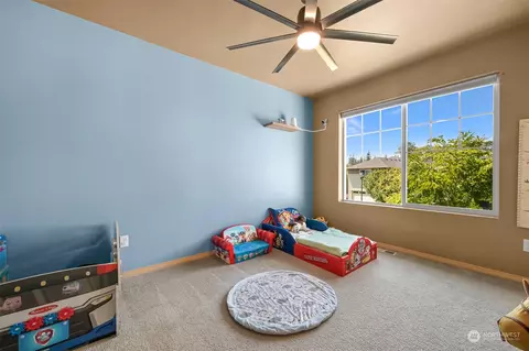 Bedroom - 522 Ruby Peak Ave, Mount Vernon, WA 98273 photo 3 of 5