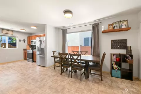 Dining - 522 Ruby Peak Ave, Mount Vernon, WA 98273 photo 1 of 1