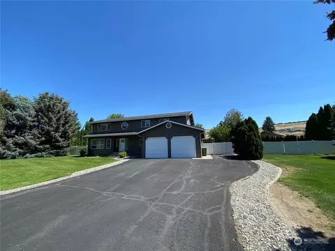 213 Cascade View Ct, East Wenatchee, WA 98802