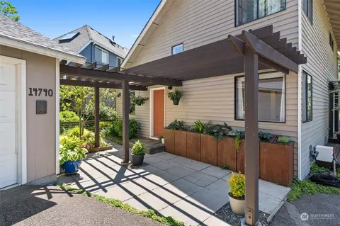 14740 72nd Pl NE, Kenmore, WA 98028