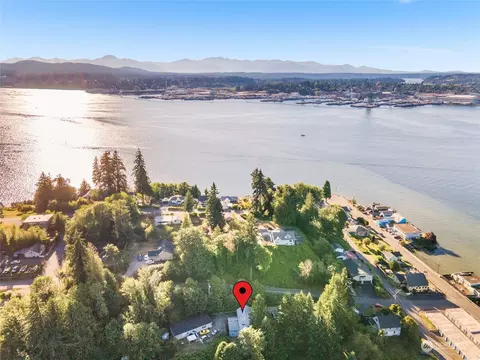 533 Tracy Ave N, Port Orchard, WA 98366