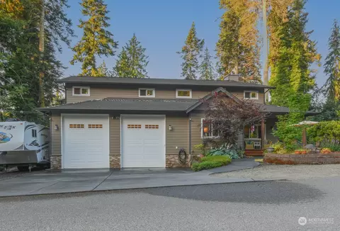 9537 NE Harris Ave, Indianola, WA 98342