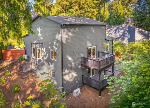 17905 Circle Dr, Bothell, WA 98011 photo 32