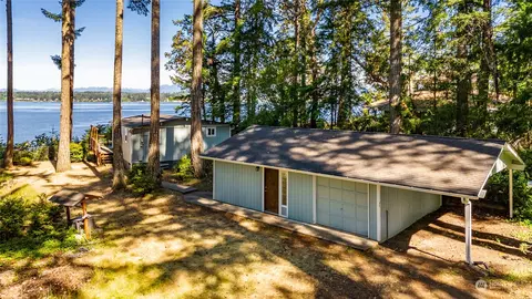 5508 Crescent Beach Rd NW, Vaughn, WA 98394