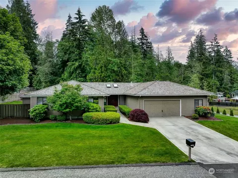 25928 210th Ave SE, Maple Valley, WA 98038