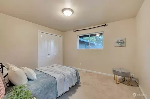 5703 Broadway Ave SE, Everett, WA 98203 photo 16