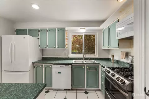 19810 10th Dr SE, Bothell, WA 98012 photo 6