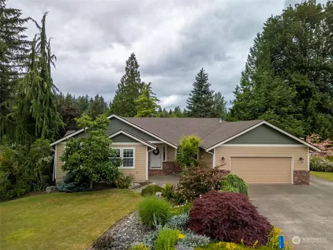 1910 Arab Dr SE, Tumwater, WA 98501