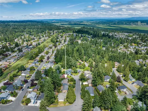 View/Area - 12518 47th Dr SE, Everett, WA 98208 photo 2 of 2