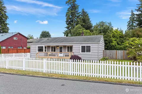 24 Fern Rd, Everett, WA 98203