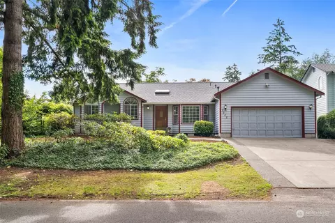 1025 SW Plymouth St, Olympia, WA 98502