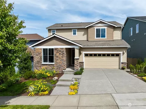 8924 Satterlee Ave SE, Snoqualmie, WA 98065