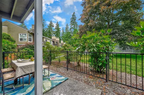 Exterior - 820 Cady Rd #C101, Everett, WA 98203 photo 1 of 3