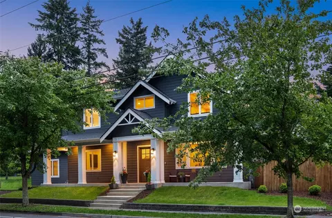 10815 132nd Ave NE, Kirkland, WA 98033