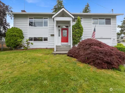4510 222nd St SW, Mountlake Terrace, WA 98043