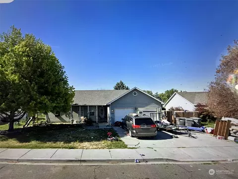 2008 W 21st Pl, Kennewick, WA 99337
