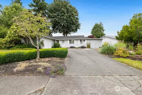 12304 SE 167th St, Renton, WA 98058