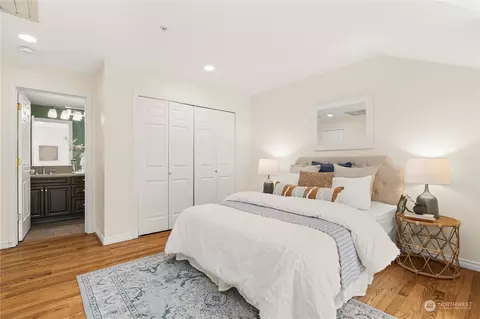 Bedroom - 1921 42nd Ave E #E, Seattle, WA 98112 photo 3 of 5
