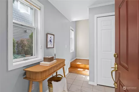 Entry Way - 1921 42nd Ave E #E, Seattle, WA 98112 photo 1 of 1