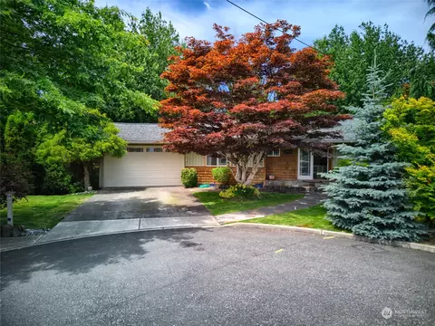 150 Park View Dr, Lynden, WA 98264