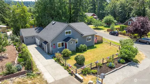 502 Champion St, Steilacoom, WA 98388