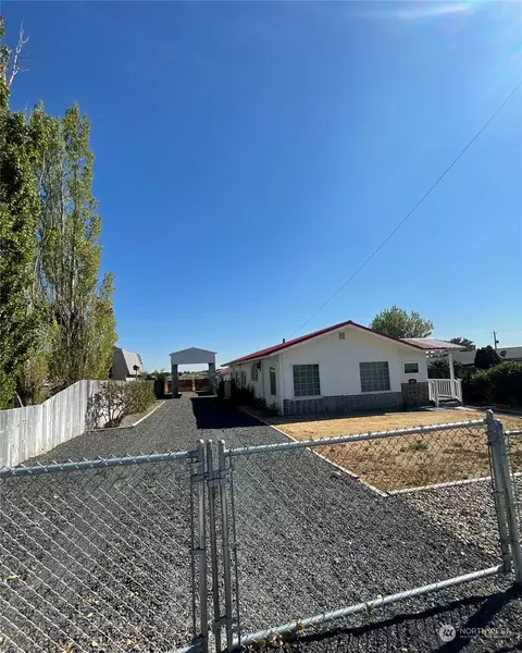 619 E Main Ave, Soap Lake, WA 98851